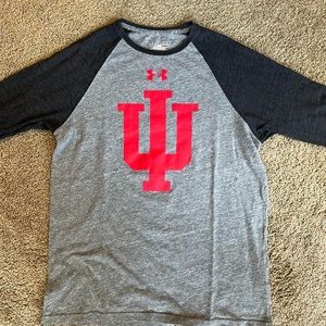 3/4 length Indiana University baseball T-shirt